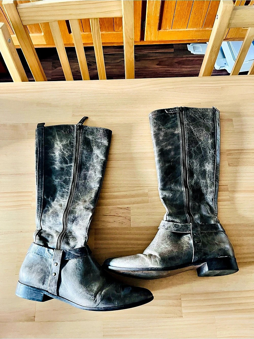 Matisse “Wilmer” Distressed Gray-Brown Leather Riding Boots - Sz 9.5!!